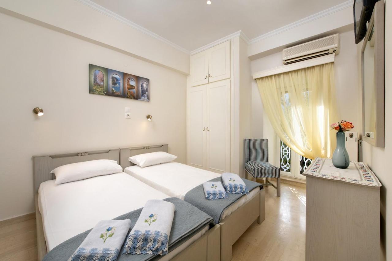 The Old Mansion Apartment Sinarades ภายนอก รูปภาพ