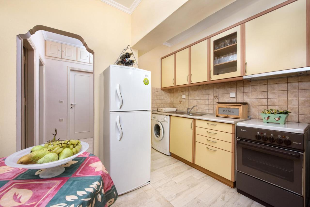 The Old Mansion Apartment Sinarades ภายนอก รูปภาพ